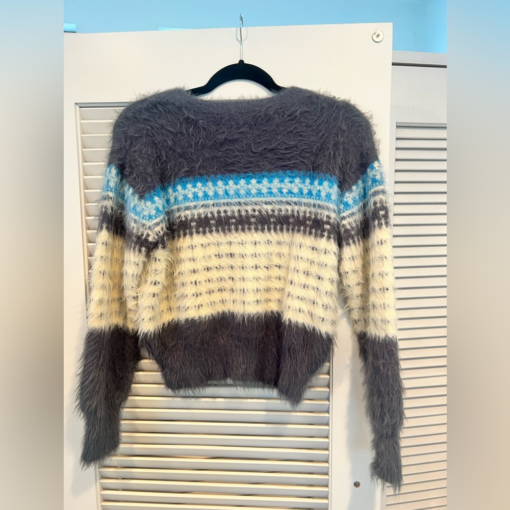 Fair Isle Sweater - Picture 5 of 7